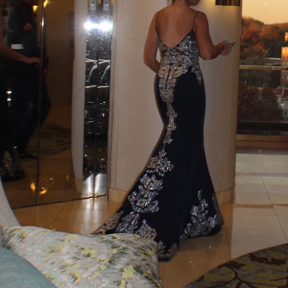 Prom Dress - Picture 4 of 5